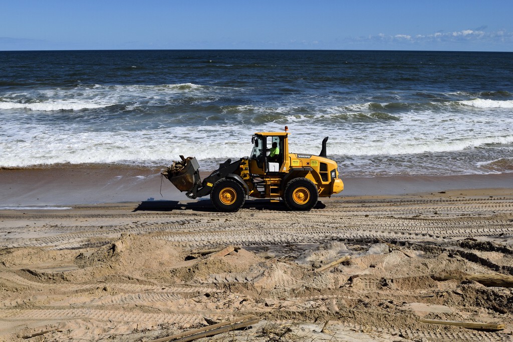 Nos estamos quedando sin playas en el planeta. Y no nos damos cuenta porque las están rellenando a un precio indecente