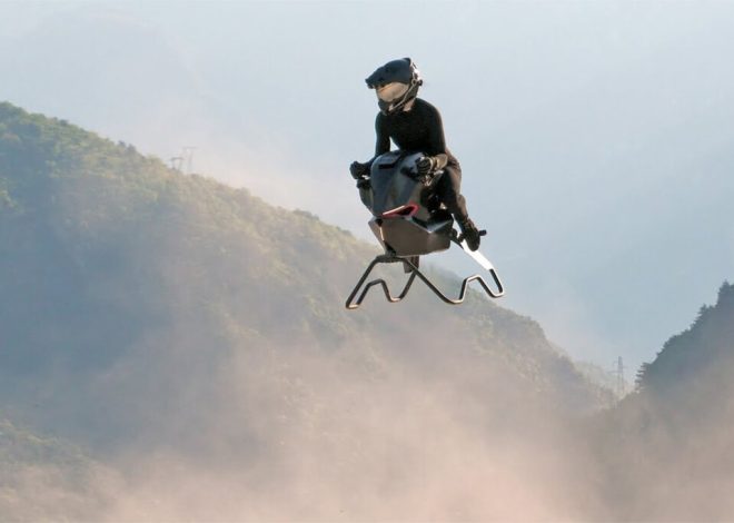 Esta moto voladora que parece sacada de ‘Star Wars’ alcanza los 200 km/h y ya se puede comprar. El «puede» va entre comillas